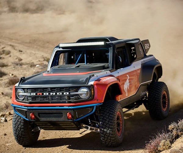 The Ford Bronco DR Is a V8-Powered Factory Desert Racer