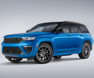 Jeep Reveals Grand Cherokee High Altitude 4xe in Hydro Blue