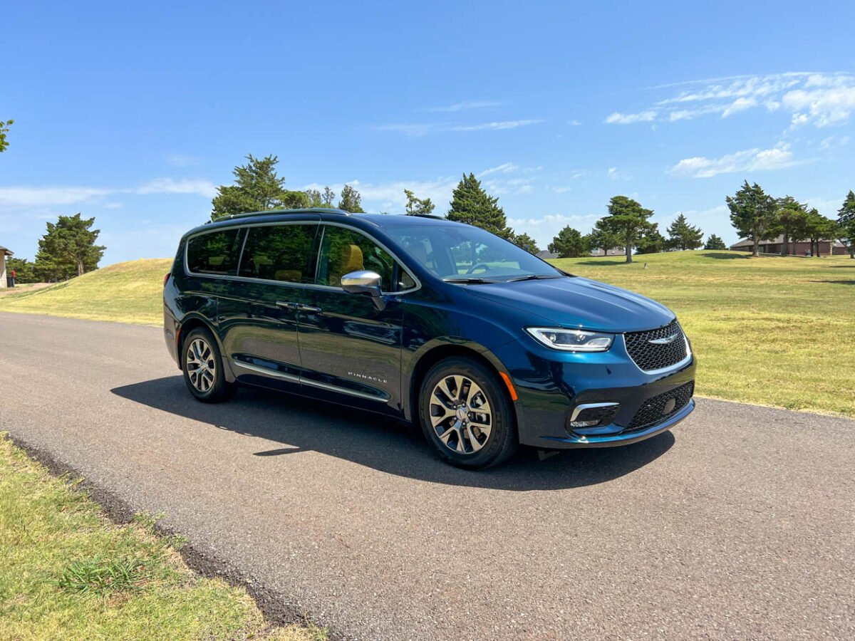 2022 Chrysler Pacifica Pinnacle Hybrid Review The Master of Minivans