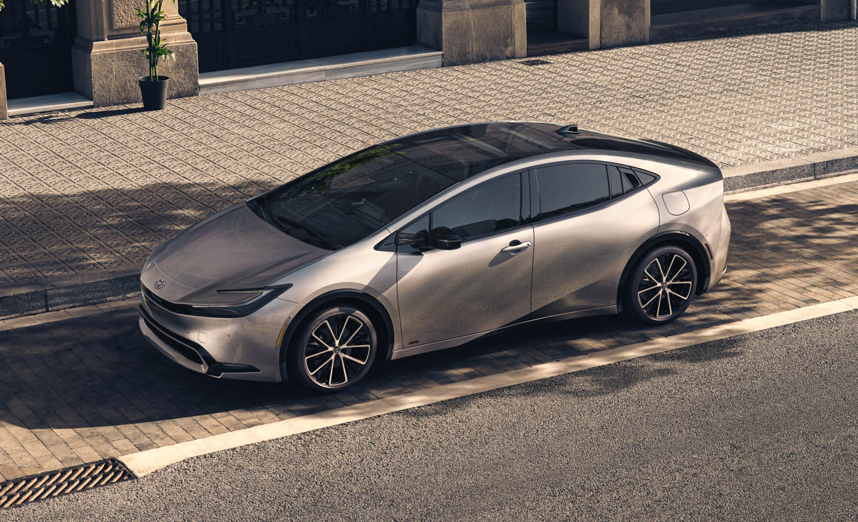 2023 Toyota Prius and Prius Prime Get Sleek New Design and Even Better Fuel Efficiency