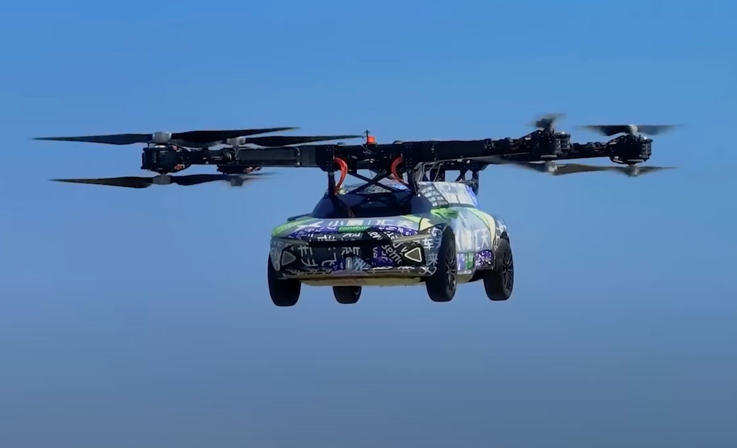 The XPeng AeroHT Flying Car Is a Giant Drone with Four Wheels