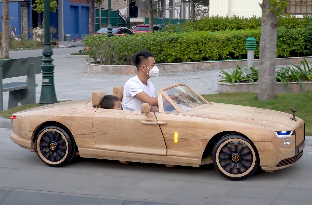 This Guy Built a Wooden Rolls-Royce Boat Tail for His Kid