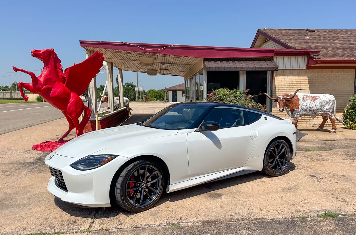 2023 Nissan Z Manual Review: A Fun Sports Car for Purists