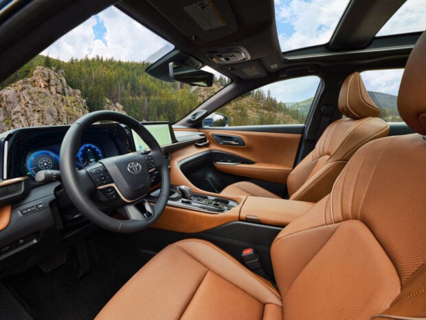 2025 Toyota Crown Signia Interior + Seats