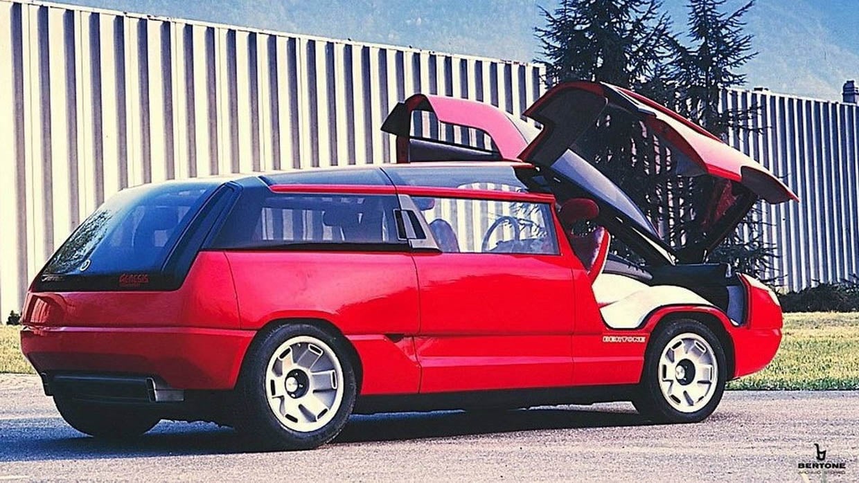 1988 Bertone Lamborghini Genesis Concept Side View