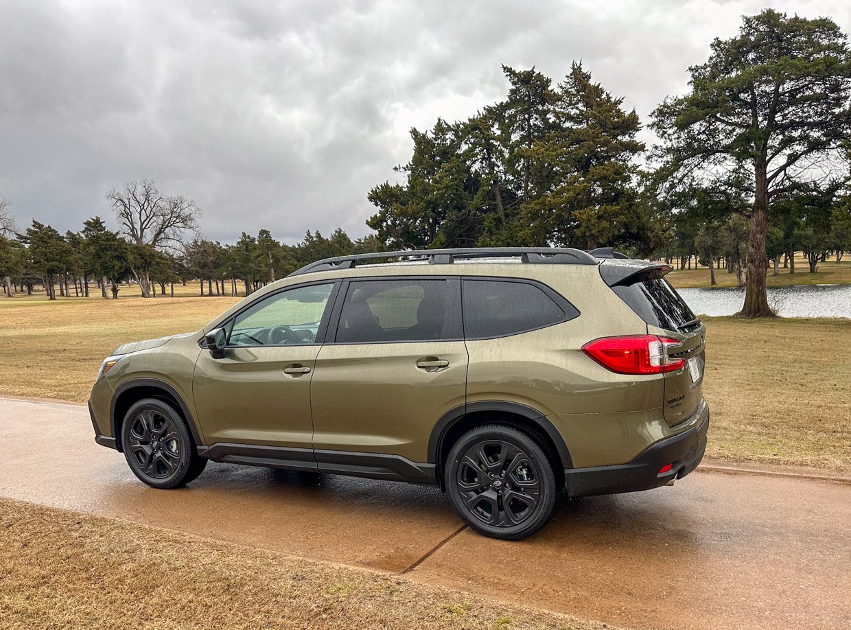 2024 Subaru Ascent Onyx Limited Side View