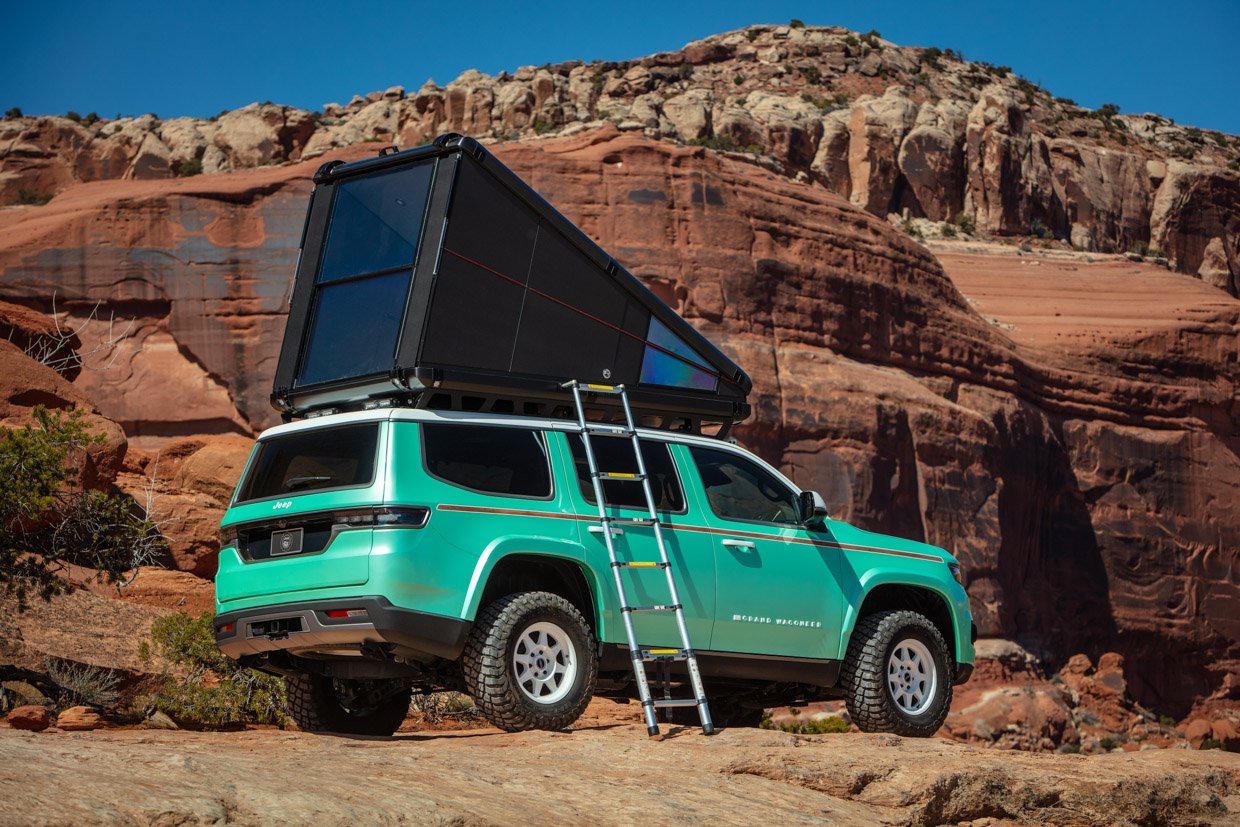 Jeep Vacationeer Concept with Camper Open