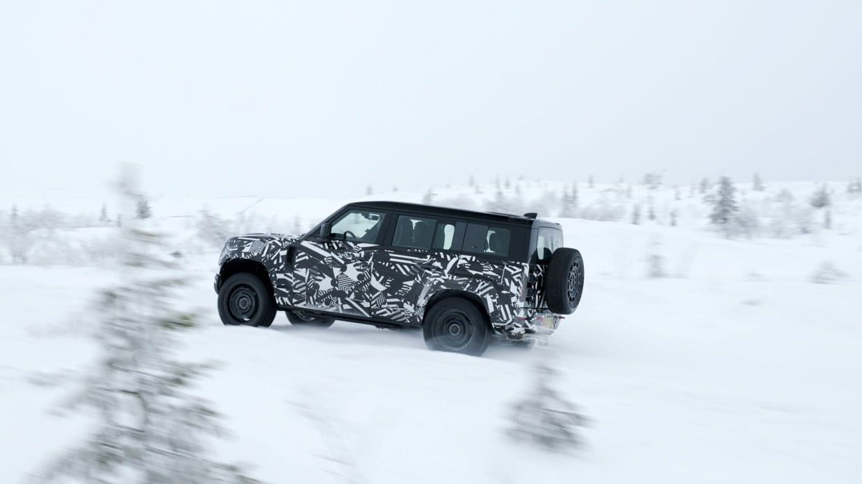 2025 Land Rover Defender Octa in Snow