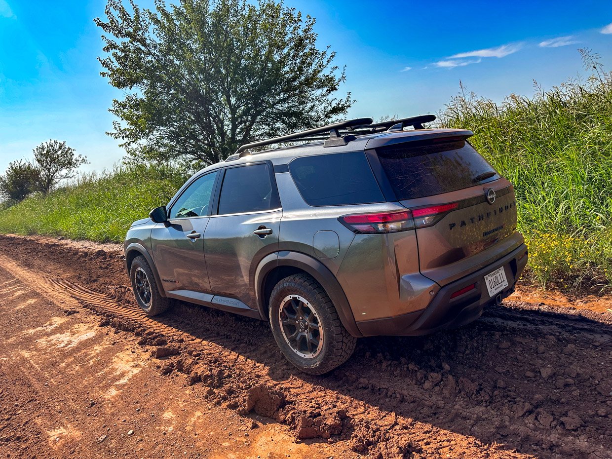 2024 Nissan Pathfinder Rock Creek Rear 3/4 View