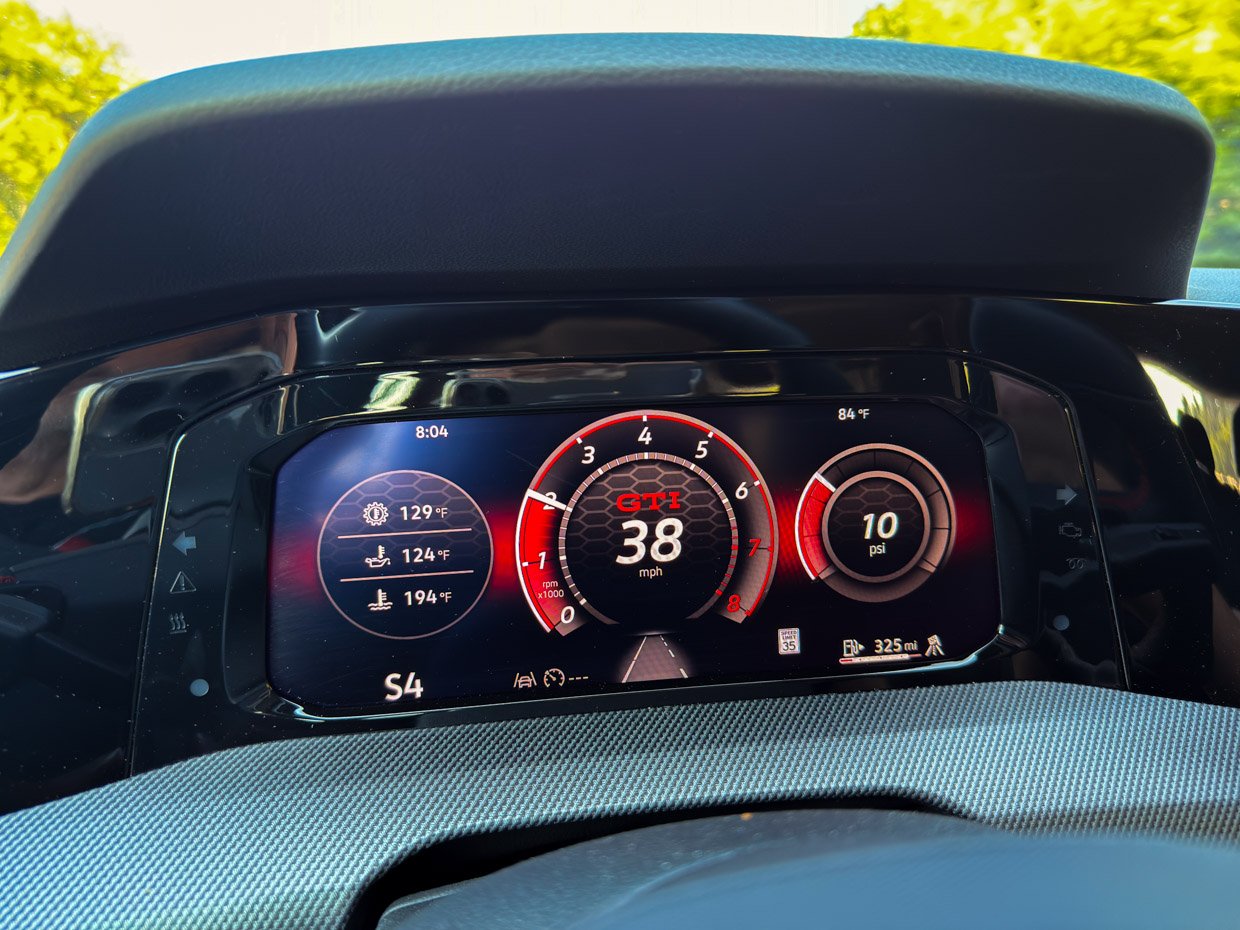 2025 Volkswagen Golf GTI SE Instrument Panel
