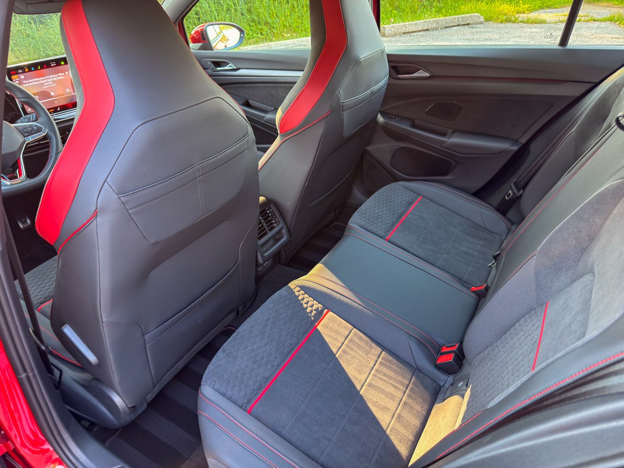2025 Volkswagen Golf GTI SE Back Row Seats